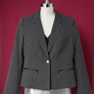 Marc New York Blazer
Size M